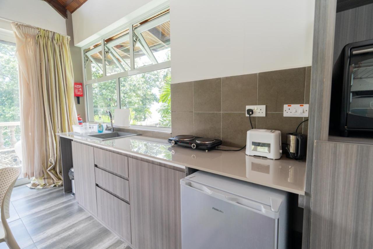 Romance Bungalows Beau Vallon  Exterior photo