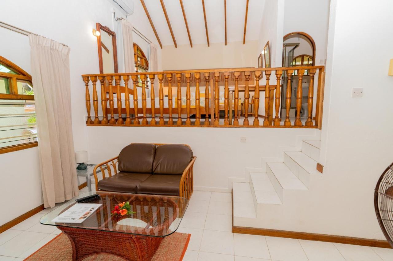 Romance Bungalows Beau Vallon  Exterior photo