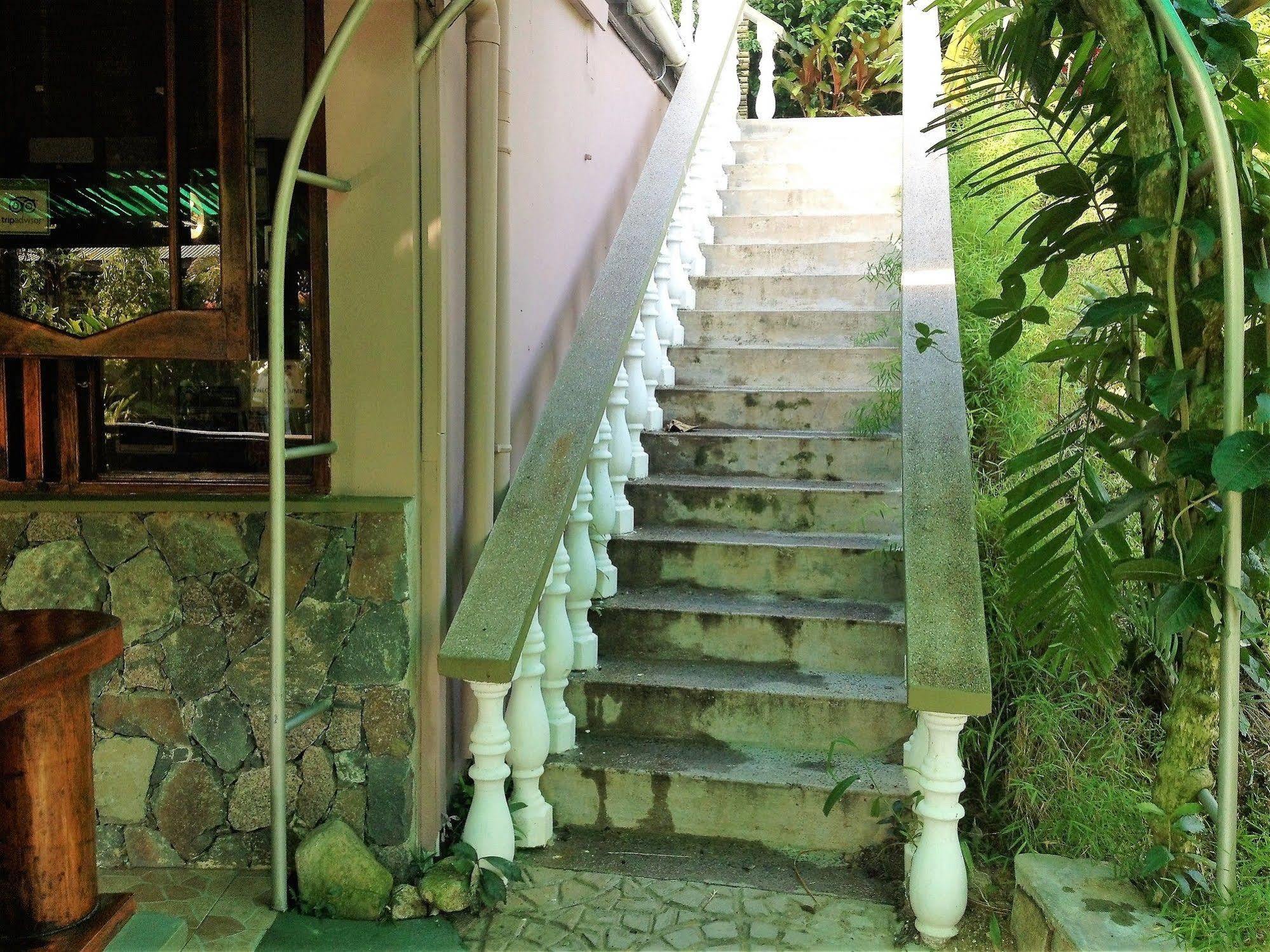 Romance Bungalows Beau Vallon  Exterior photo